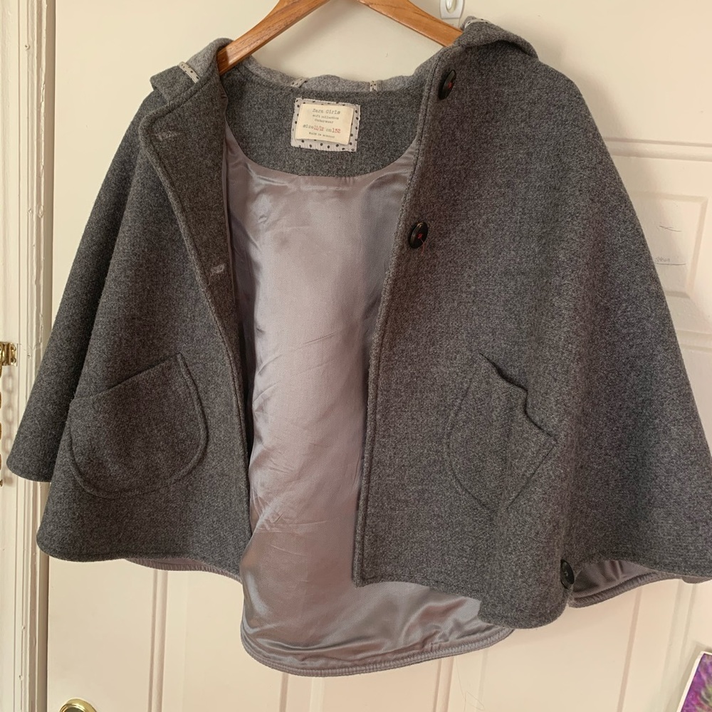 Hooded Cape w/ Pockets